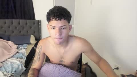 master_boy28 online show from 10/21/25, 10:05