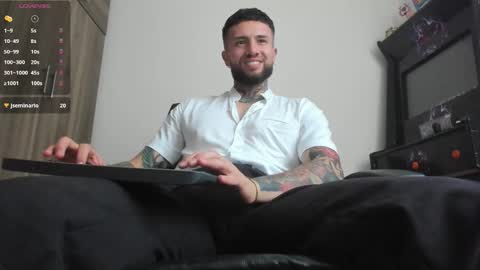 Snapshot of master_steven_01 chatting on 03/02/26, 10:49 steven online show from 03/02/26, 10:49