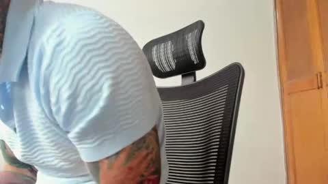 steven  online show from 04/17/26, 01:58