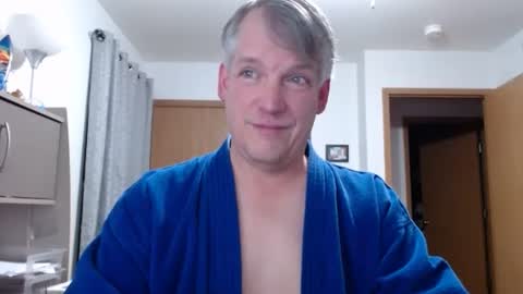 Master Thorn online show from 02/08/25, 03:08