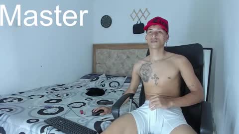 Snapshot of masteralda09 chatting on 09/24/25, 05:16 Alpha junior online show from 09/24/25, 05:16