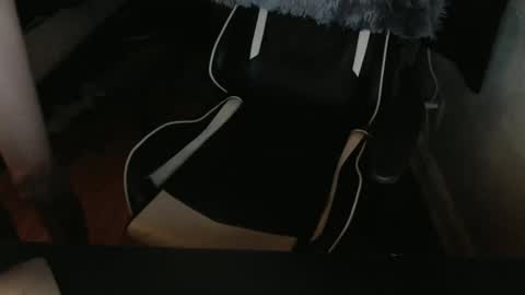 Snapshot of masterbatemike1 chatting on 01/23/25, 09:39 MasterbateMike online show from 01/23/25, 09:39