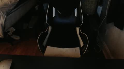 Snapshot of masterbatemike1 chatting on 11/01/25, 11:18 MasterbateMike online show from 11/01/25, 11:18