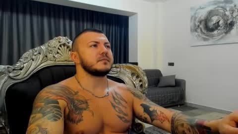 Snapshot of masterdevil11 chatting on 10/15/25, 07:14 Jocker online show from 10/15/25, 07:14