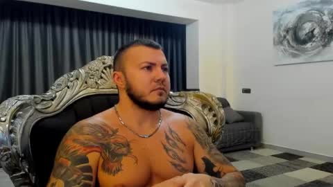 Snapshot of masterdevil11 chatting on 10/21/25, 07:03 Jocker online show from 10/21/25, 07:03