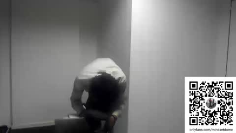 Snapshot of masterdomfuck chatting on 09/22/25, 10:56 Masterdomfuck online show from 09/22/25, 10:56