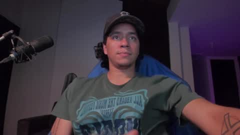 Snapshot of masterjuanc chatting on 12/03/24, 12:13 Juan Independent Model online show from 12/03/24, 12:13