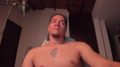 Snapshot of masterjuanc chatting on 03/10/25, 03:23 Juan Independent Model online show from 03/10/25, 03:23