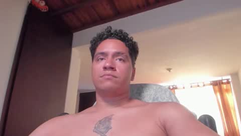 Snapshot of masterjuanc chatting on 10/06/25, 09:12 Juan Independent Model online show from 10/06/25, 09:12