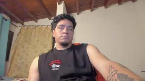 Snapshot of masterjuanc chatting on 07/11/26, 12:02 Juan Independent Model online show from 07/11/26, 12:02