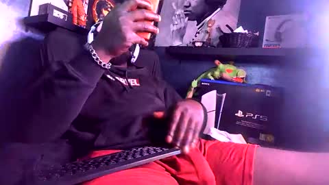 Snapshot of mastermarvel22 chatting on 02/21/26, 02:56 BlackMarvel online show from 02/21/26, 02:56