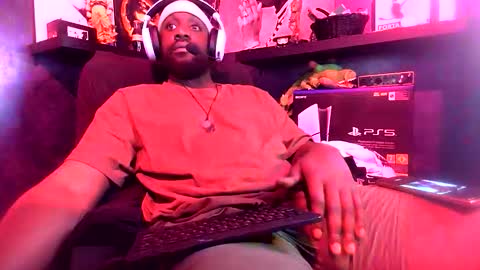 Snapshot of mastermarvel22 chatting on 02/23/26, 03:48 BlackMarvel online show from 02/23/26, 03:48