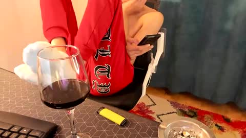 Snapshot of mastermiko chatting on 12/05/24, 11:40 Silly Rabbit online show from 12/05/24, 11:40