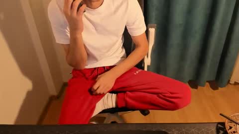 Snapshot of mastermiko chatting on 12/17/25, 09:26 Silly Rabbit online show from 12/17/25, 09:26