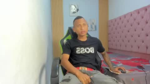 mastermorenohot23 online show from 04/28/26, 02:38