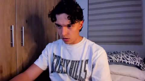 mastrangelo_x online show from 11/06/25, 04:35