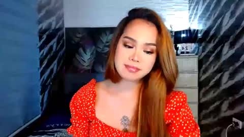 Vega Watson online show from 12/24/24, 11:38