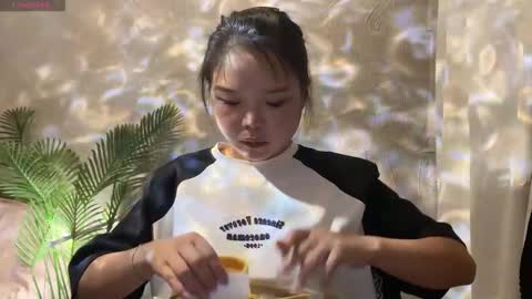 Snapshot of masubaby chatting on 09/21/25, 08:05 SuSu online show from 09/21/25, 08:05