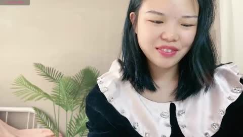 Snapshot of masubaby chatting on 10/22/25, 04:24 SuSu online show from 10/22/25, 04:24