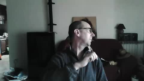 mat11efou online show from 02/24/25, 10:26