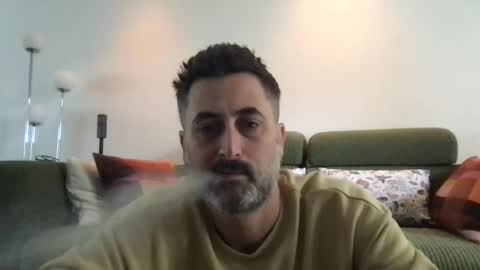 mat_johof online show from 11/12/25, 10:04