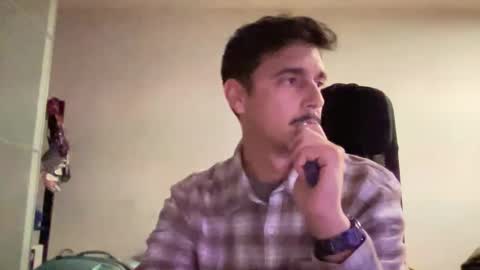 Snapshot of matahavi chatting on 01/06/25, 05:38 Aaron online show from 01/06/25, 05:38