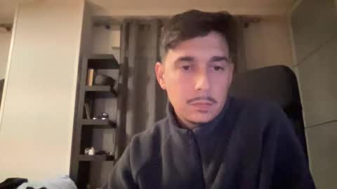 Snapshot of matahavi chatting on 12/05/25, 07:21 Aaron online show from 12/05/25, 07:21