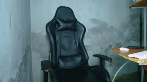 matteo online show from 04/18/26, 03:10