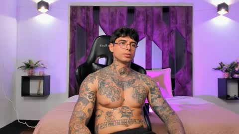 mateo_dilucajs1 online show from 09/13/25, 10:20