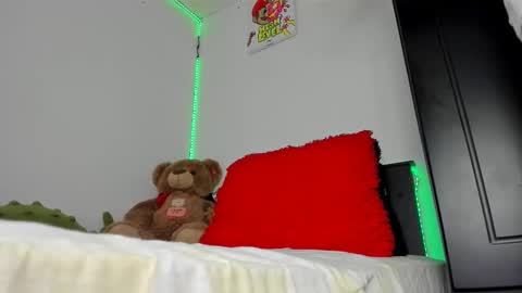 mateo_escobar online show from 01/13/26, 11:48