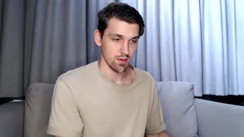 Snapshot of mateo_zeus chatting on 12/06/24, 05:42 mateo_zeus online show from 12/06/24, 05:42