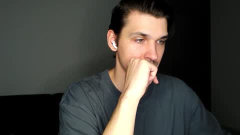 mateo_zeus online show from 10/13/25, 10:43