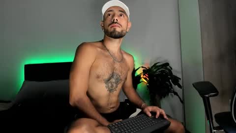 Mateo Baer online show from 01/18/26, 03:32