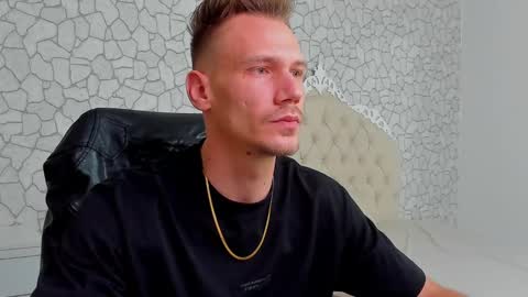 MateoBenjamin online show from 12/02/24, 03:47