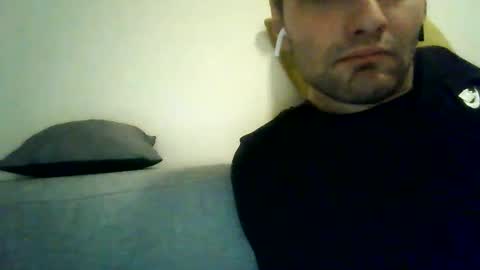 Snapshot of mateuszsolarski57 chatting on 12/20/25, 06:53 mateuszsolarski57 online show from 12/20/25, 06:53