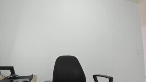 Snapshot of matheusbeard2 chatting on 02/07/25, 08:53 Matheus online show from 02/07/25, 08:53