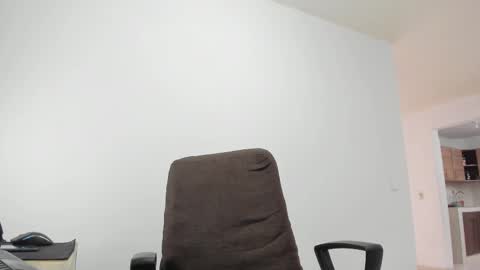 Snapshot of matheusbeard2 chatting on 03/06/25, 09:53 Matheus online show from 03/06/25, 09:53