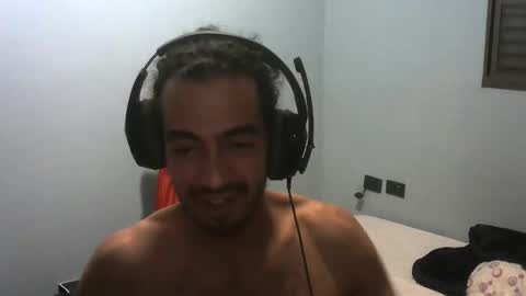 matheusmmorais88 online show from 04/19/26, 06:13