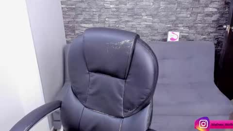 Mathew Independent model online show from 09/10/25, 06:08