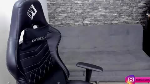 Mathew Independent model online show from 03/03/26, 05:19