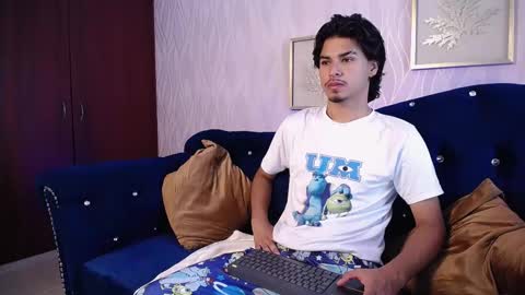 Mathew online show from 12/17/25, 06:36