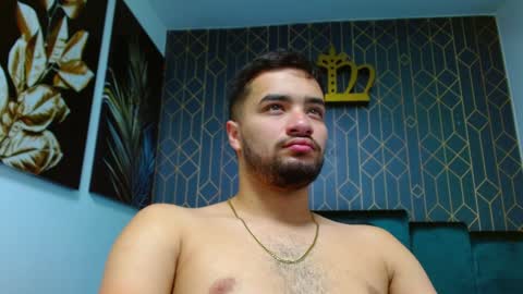 Mathews online show from 01/18/25, 01:08