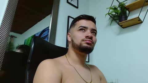 Mathews online show from 03/11/25, 11:33