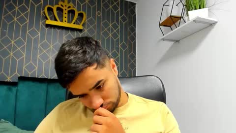 Mathews online show from 12/18/25, 12:11