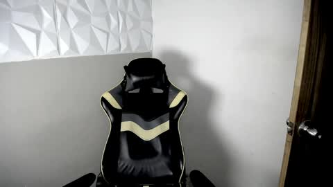 MATHIAS online show from 04/15/26, 05:14