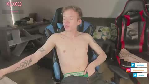 Snapshot of mathwx_ chatting on 02/26/25, 10:09 Alejandro Alex online show from 02/26/25, 10:09