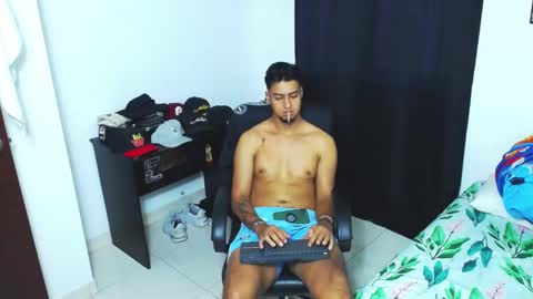 Snapshot of matias_bianco01 chatting on 01/04/25, 10:13 matias online show from 01/04/25, 10:13