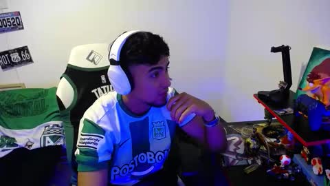 Snapshot of matias_bianco01 chatting on 11/15/25, 03:59 matias online show from 11/15/25, 03:59