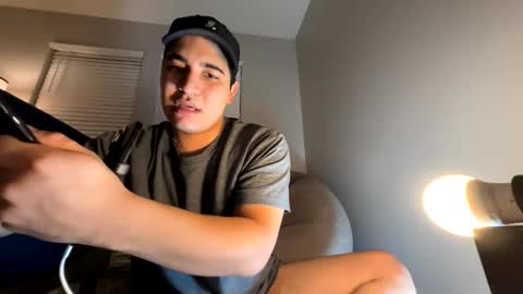 Snapshot of matias_daniel chatting on 09/24/25, 07:55 Daniel online show from 09/24/25, 07:55