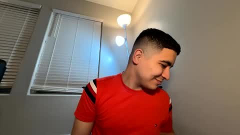 Snapshot of matias_daniel chatting on 10/01/25, 01:44 Daniel online show from 10/01/25, 01:44